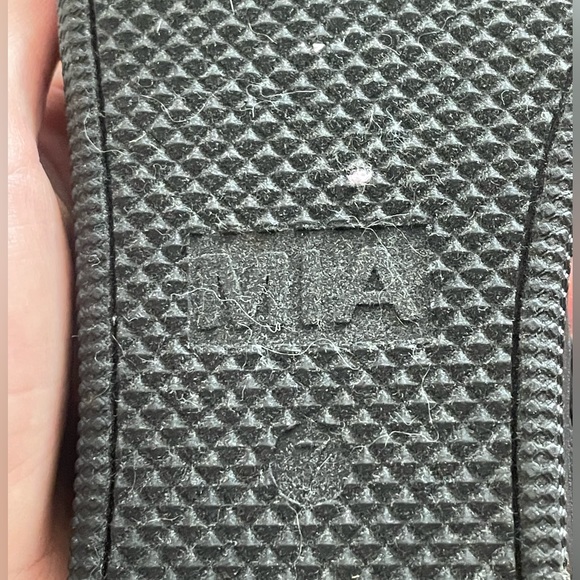 MIA Black Reed Platform Sandals - Picture 4 of 9